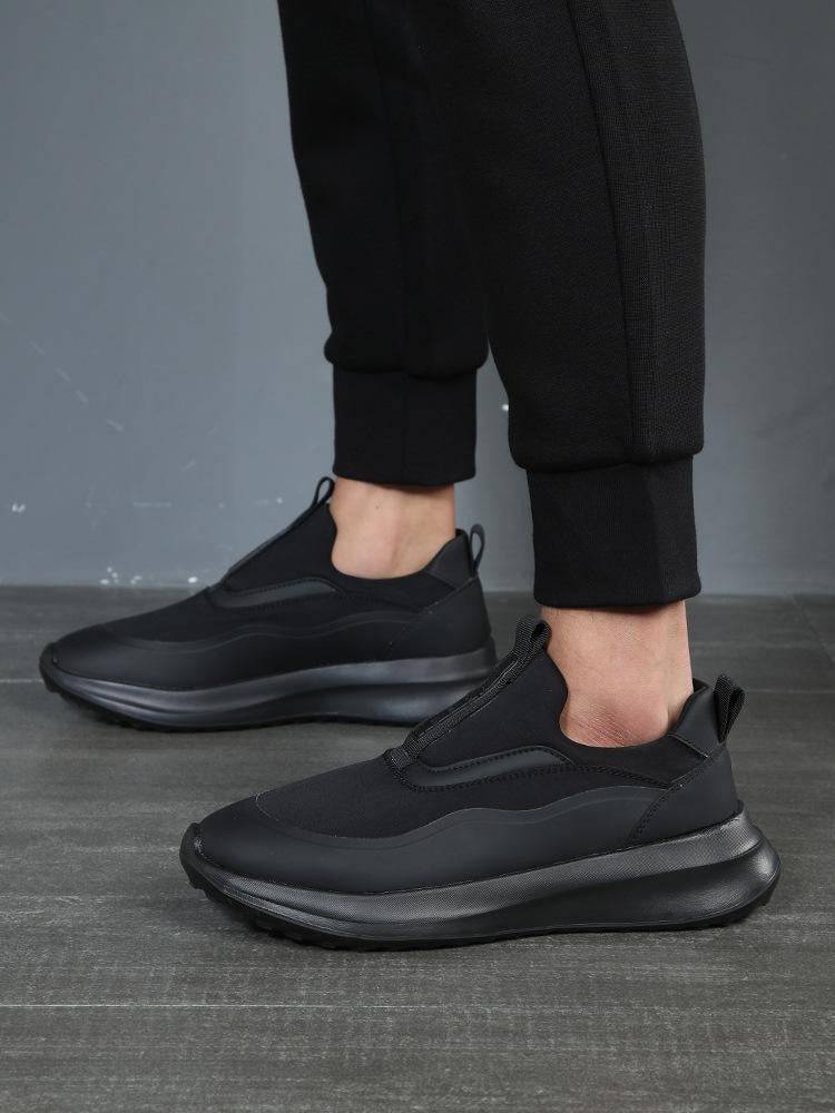 Versatile Mesh Sneakers-Black